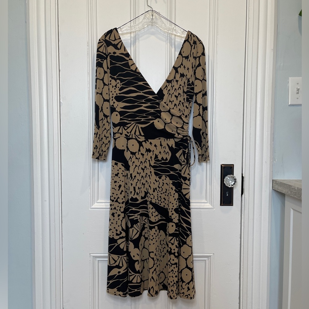 London Times Black and Beige Floral Wrap Midi Dress